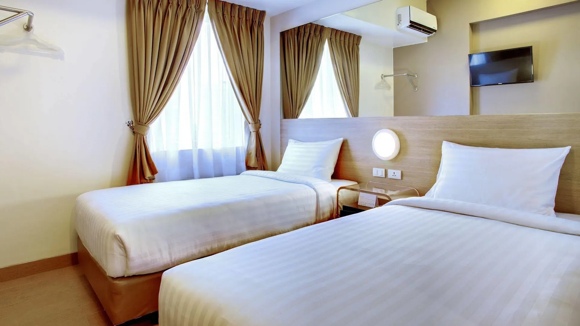 Red Planet Ortigas Hotel Mandaluyong